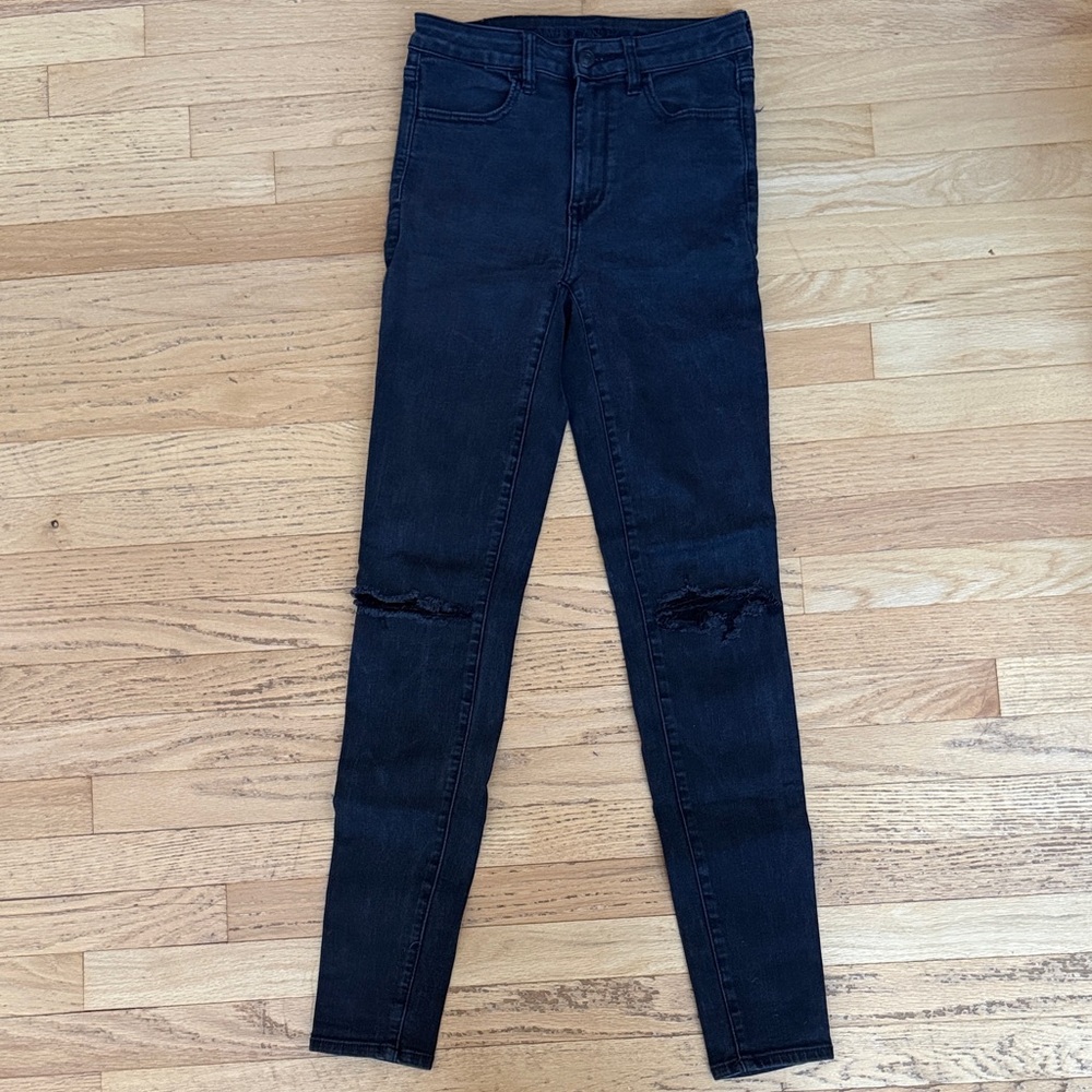 American Eagle Women's Black Distressed Jeans